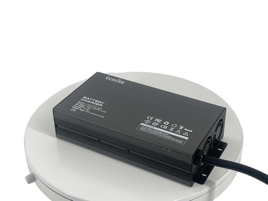LFP 29.2V 25A RV 리?? 배터리 지능형 팬 제어 IP20 보호
